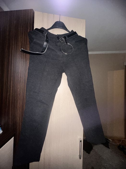 Джинсы женские