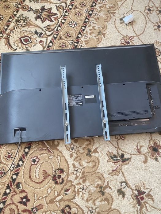 Продам телевизор на запчасти Haier модель: LE43K6500TF