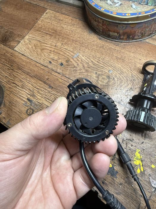 Лед лампы h4 линза комплект