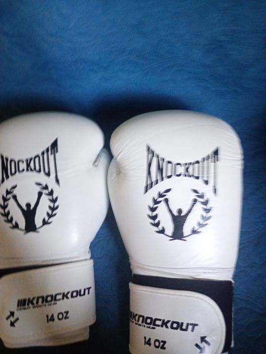 Mănuși  knockout