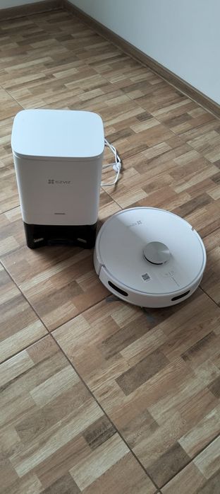 vand robot aspirator