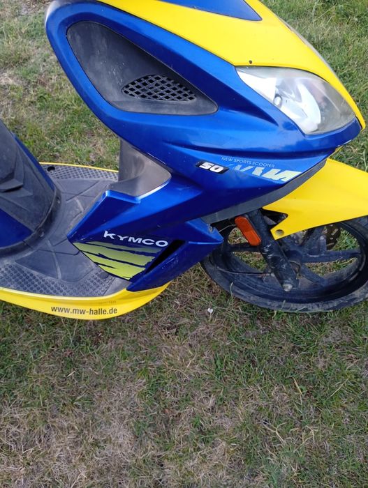 скутер  Kymco Super 8 със 50 кубиков двигател
