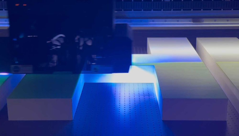 Широкоформатная Уф печать