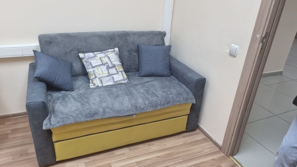 Диван в детскую комнату