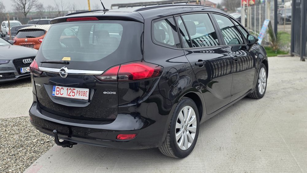 Opel Zafira  an 2012 RAR EFECTUAT 1.4 benzina 120 cp 7 locuri