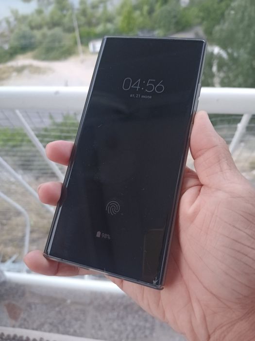 Samsung note 20 ultra 12/256 gb.
Чистый кореец на Снапд