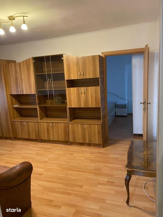 Apartamen cu 2 camere de inchiriat