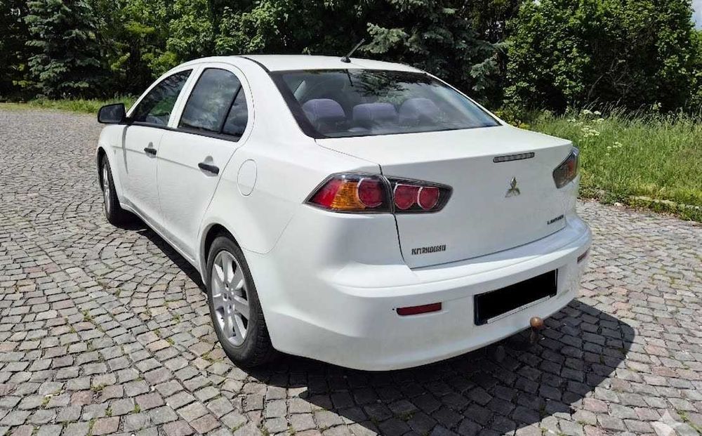 Mitsubishi Lancer 1.6 - 2011