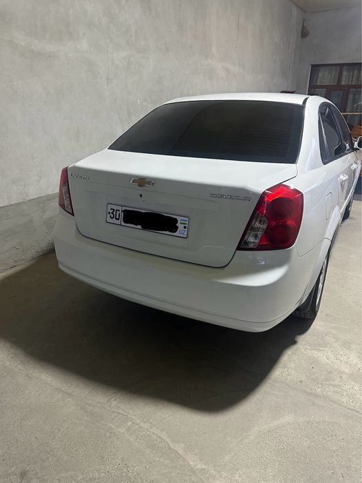 Lasseti sotiladi tayor tozza