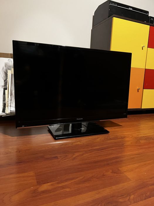 Panasonic 32inch LCD TV
