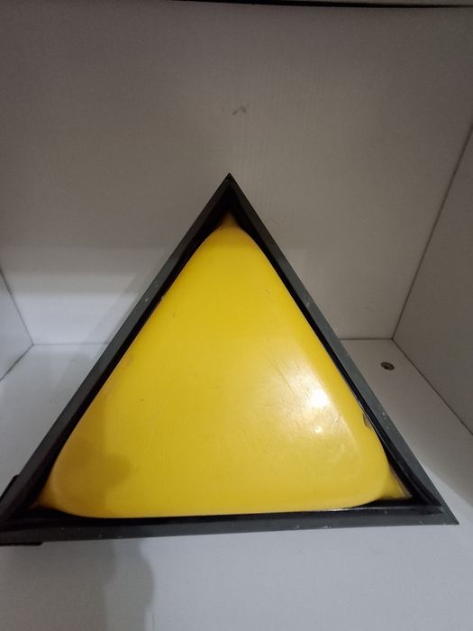 Продам  знак автопоезда