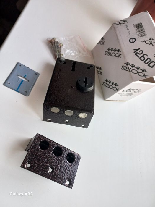 Срочно продам замок !!!