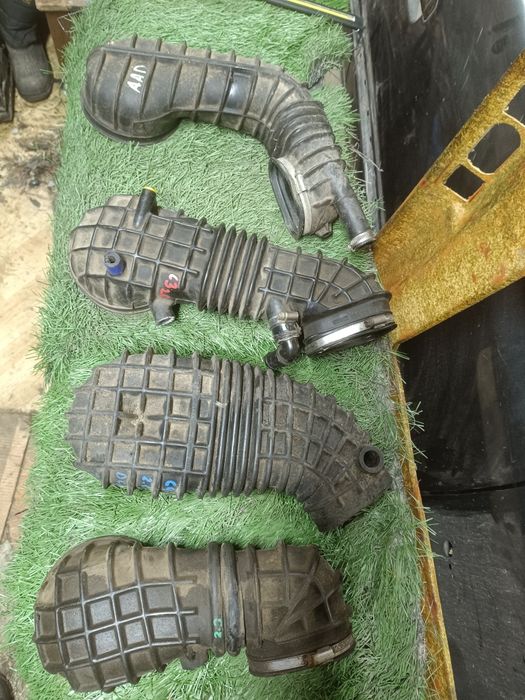 Гофры на систему впрыска Ауди