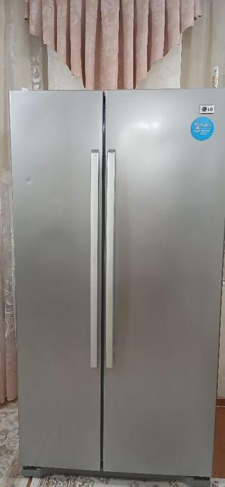 Продам двухдневный холодильник,  в отличном состоянии