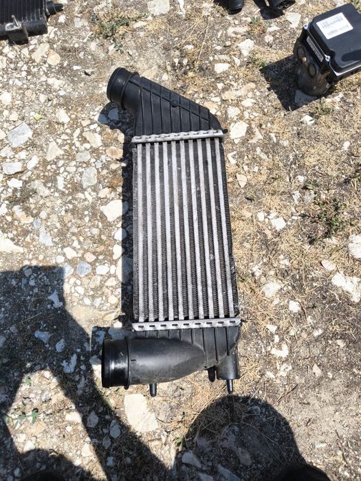 Радиатор климатик и Интеркулер Ситроен ц8