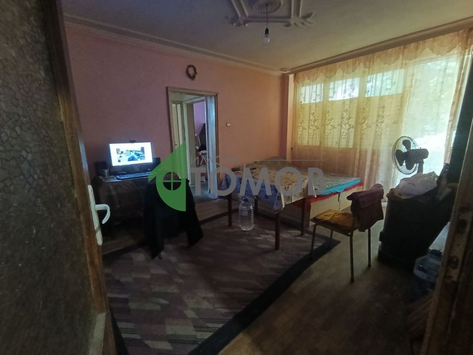 Продава се Тристаен апартамент в Стара Загора, Център - 70 кв.м за 1442 €/кв.м - Снимка #1