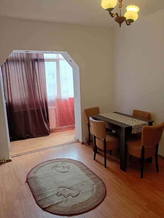Inchiriez Apartament