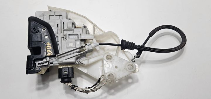 Broasca usa stanga spate 3C4839015A Volkswagen VW Passat B7 seria