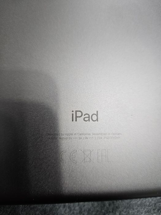 IPad 9го поколения на запчасти