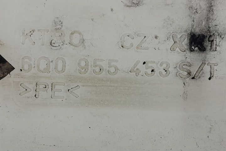 Vas lichid parbriz 1.9 tdi 6q0955453s Volkswagen Polo 4 (9N) (2001 - 2005)