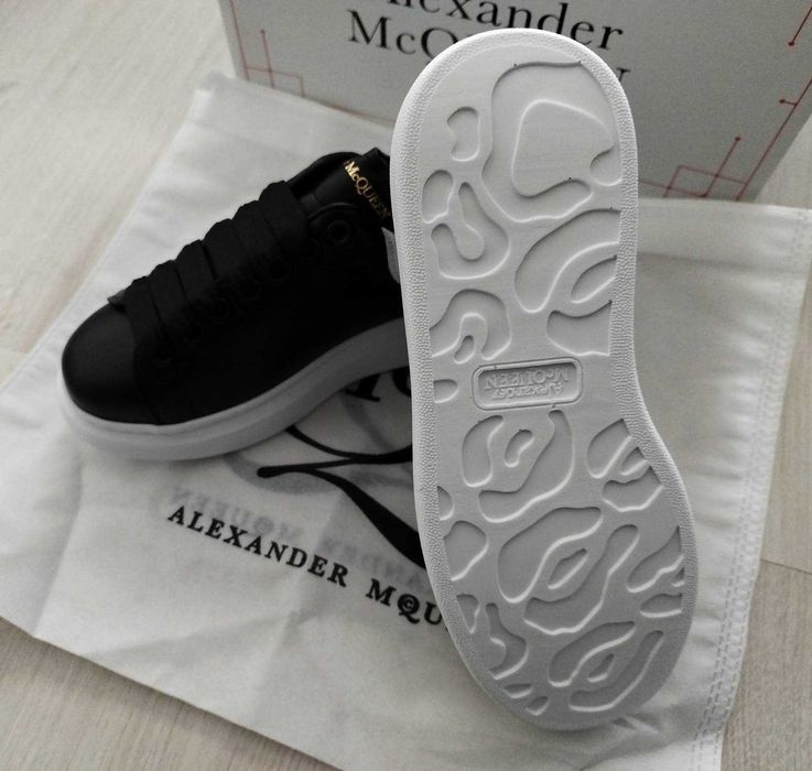 Дамски спортни елегантни обувки Alexander McQueen истинска кожа