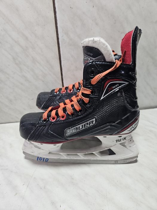 Patine 1010 hochei hockey Bauer Vapor X500 marime  35 ( 22  cm)