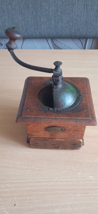 Râșniță de piper/cafea