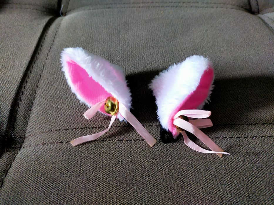 Заколка виде уши кошек