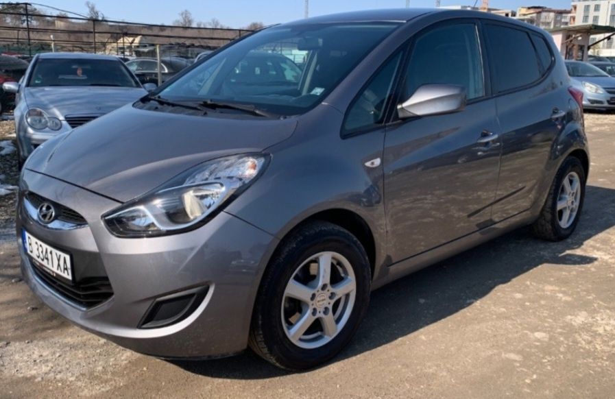 Продавам  Хюндай  ix20