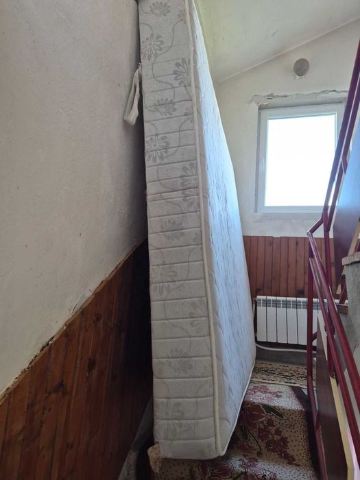 Продавам матрак Тед еднолицев. Размер 200/180см