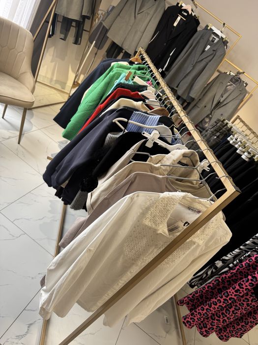 Продам мебель для отдела вещей