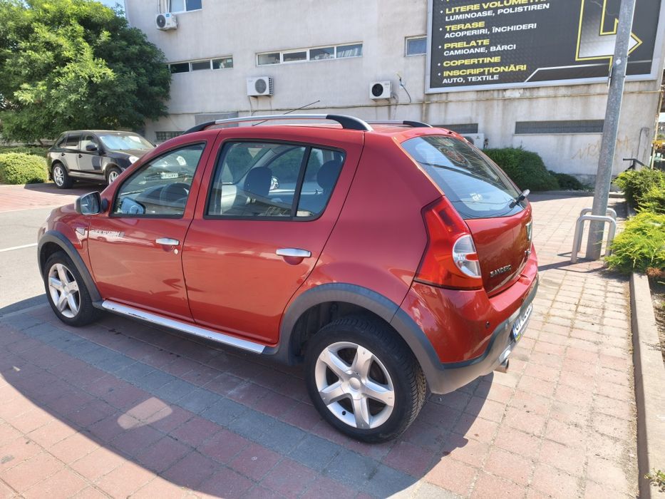 Vând Dacia Sandero Stepway