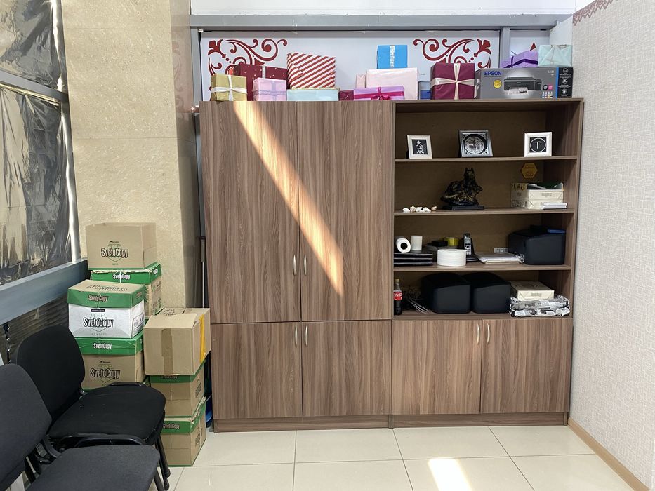 Продам офисную мебель технику