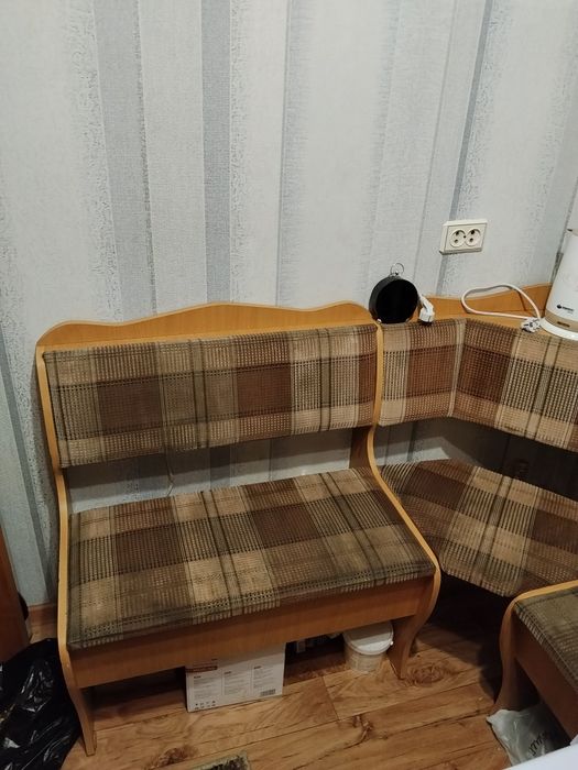 Кухонный угловой диван