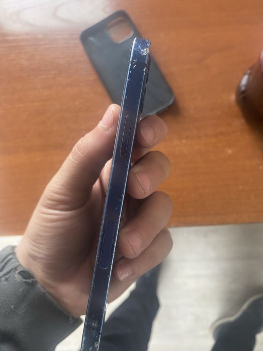 iPhone 12 состояние хороший