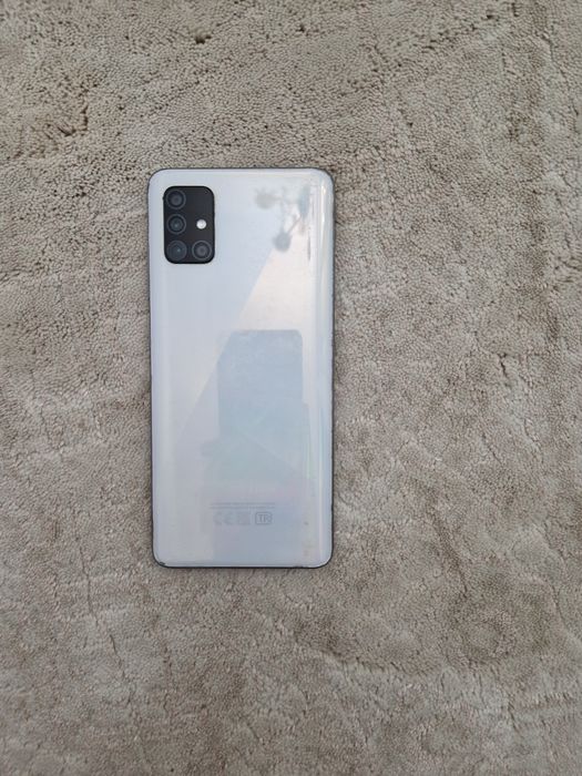 Телефон Samsung A51
