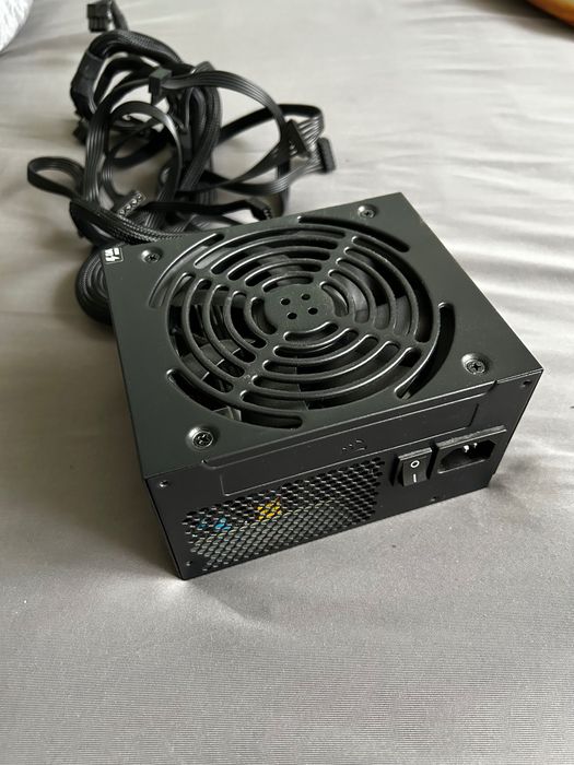 Sursa Corsair CV550