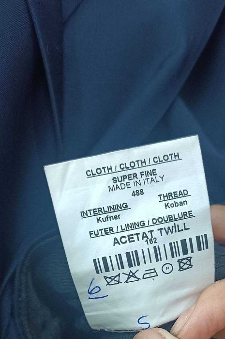 Продаётся костюм и брюки комплект // Костюм ва шим сотилади