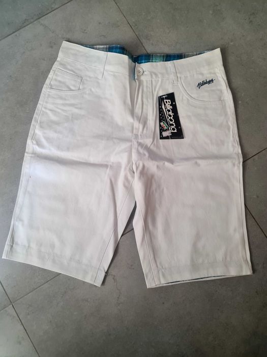 Къси панталони, шорти BILLABONG