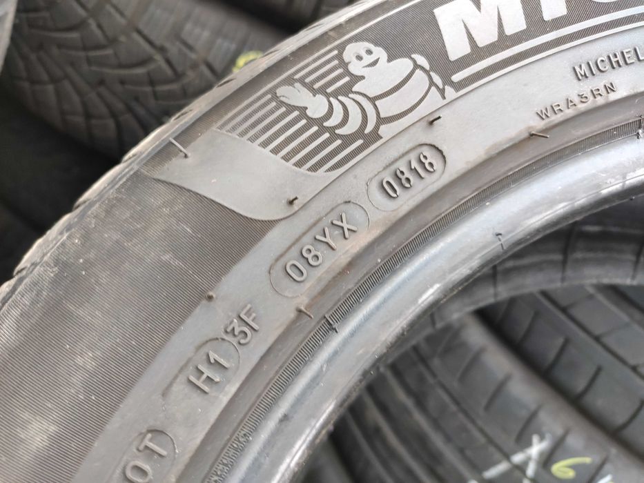 4бр Летни гуми 215 55 17 - Michelin