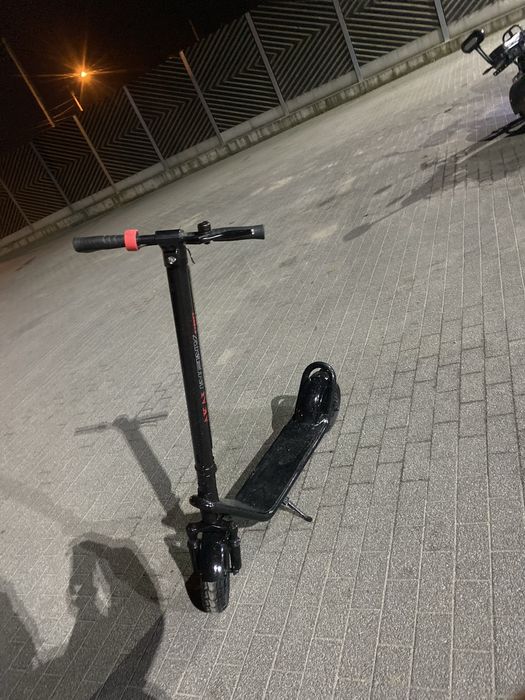 „ trotineta electrica Akai infyni pro-autonomie mare,stare foarte buna ”