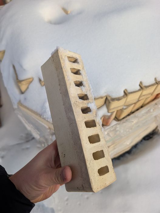 Продам кирпич облицовочный , производство  завод Enki