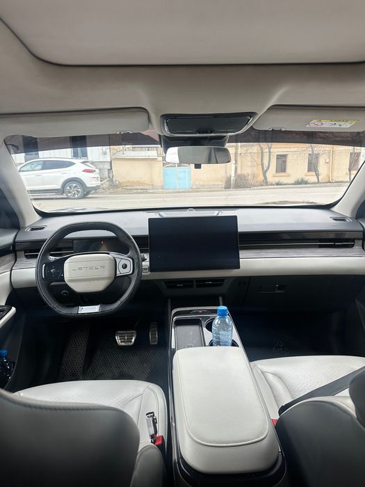 Срочно. Продается 2033. 1.6