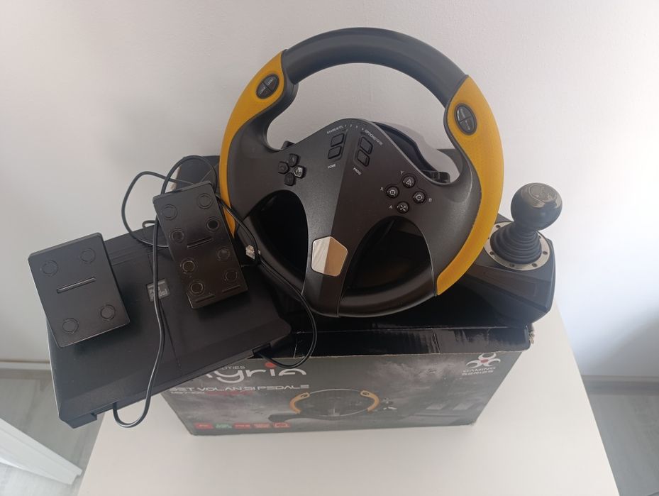 Vând volan Myria MG7400