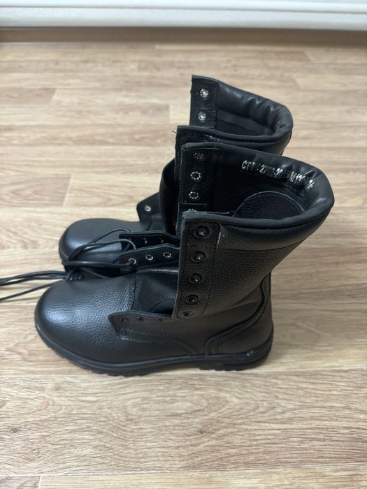 Продам летний берцы новый