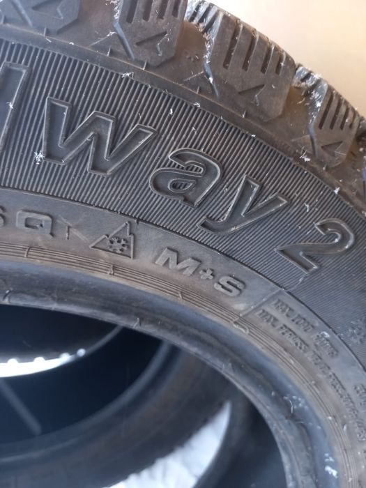 Продам резину. В хорошем состоянии.