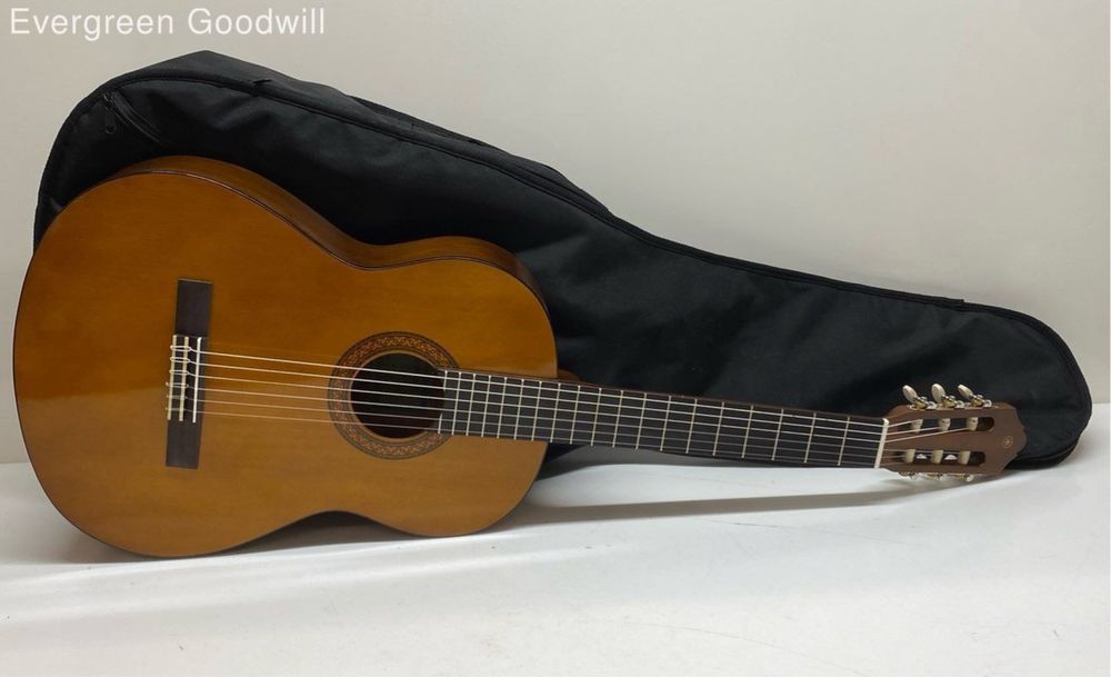 Yamaha c40 гитара для новичков