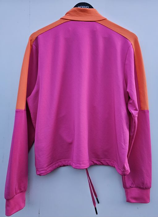 Fila дамска оригинална горница уникални наситени цветове Л размер