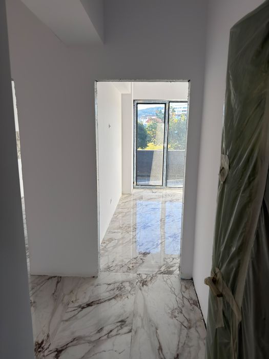 Apartament 2 camere etaj 1 strada ostroveni