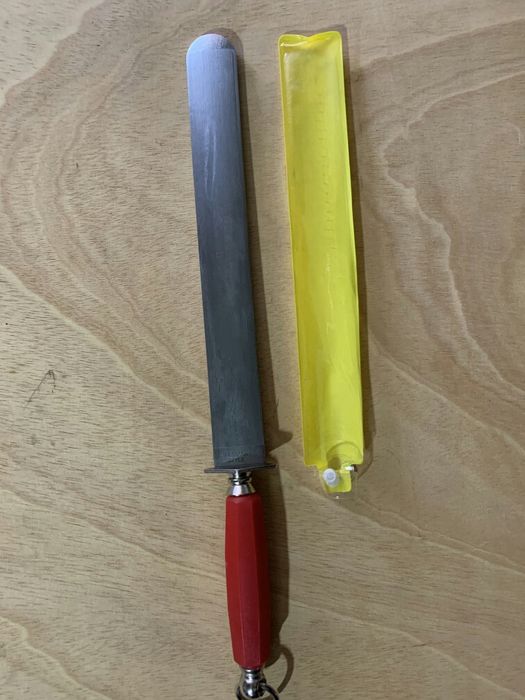 Masat ascuțit cuțite (limbă de bou)